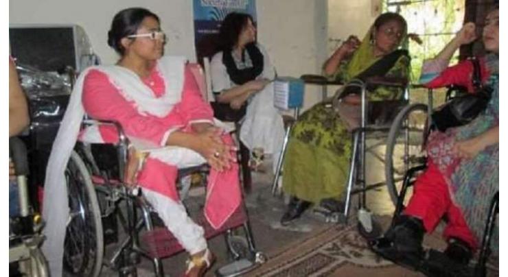 Women with disabilities faces difficulties access in hostels
