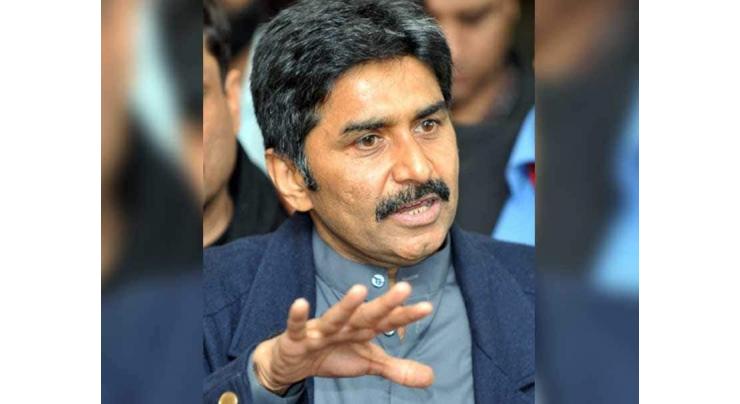 Pakistan need practical trainers not laptop coaches: Former captain Javed Miandad 
