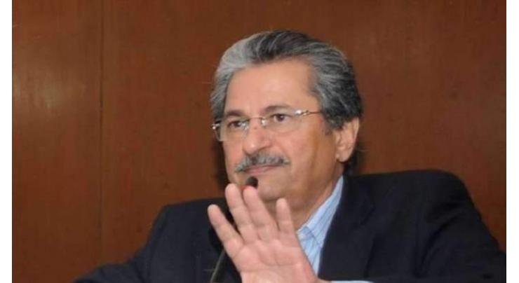 Shafqat Mahmood takes notice of private schools' monopoly in buying students syllabus
