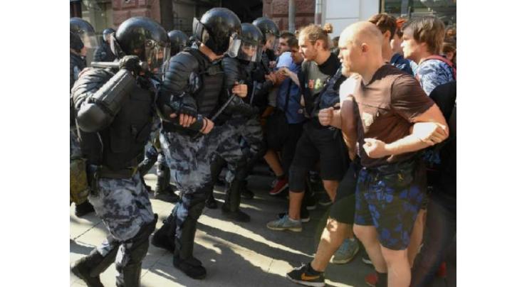 Russian opposition to defy authorities with fresh protests
