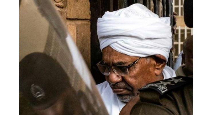 Bashir trial opens as Sudan sovereign council delayed
