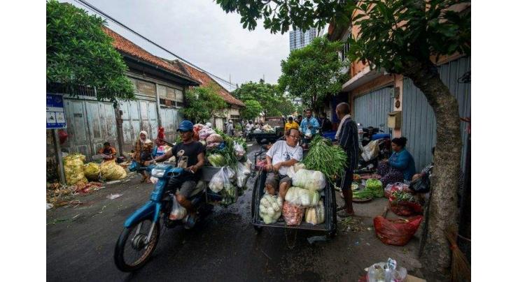 Indonesia announces surprise rate to offset tepid global growth
