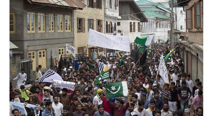 Indian opposition parties protest against clampdown in IOK
