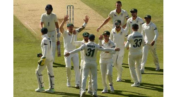 England 67 all out in third Ashes Test
