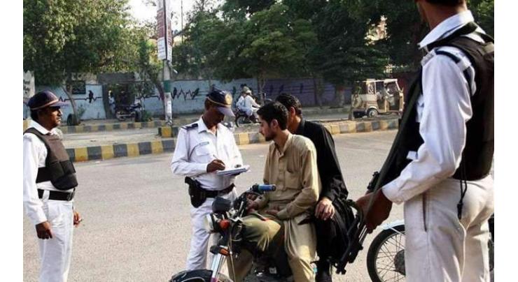 Traffic Police Karachi Campaign: 4896 drivers, riders challaned on Friday
