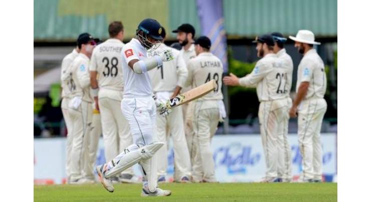 New Zealand thrash Sri Lanka to level series 1-1
