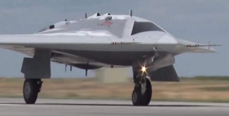 Russian Defense Ministry Shows Video Of Okhotnik Heavy Combat Drones ...