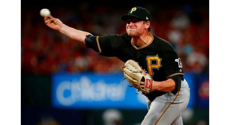 Pirates Crick undergoes finger surgery after altercation
