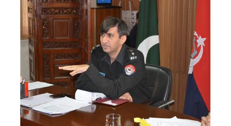 DPO Abbottabad awards certificate of appreciation to best police officers

