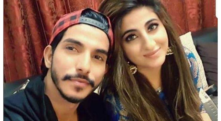 Family court summons actor Mohsin Abbas, wife for Sept 23
