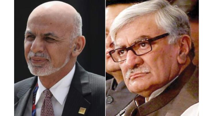 Asfandyar Wali calls on Ghani, discusses regional situation
