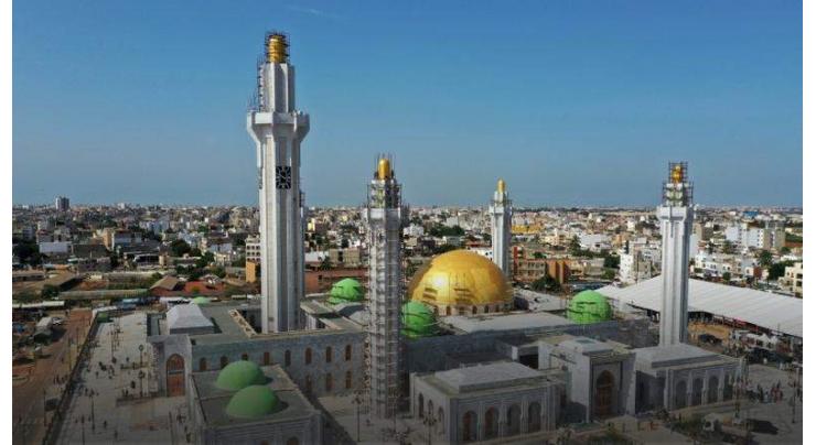 Huge crowds for inauguration of Senegal's mega-mosque
