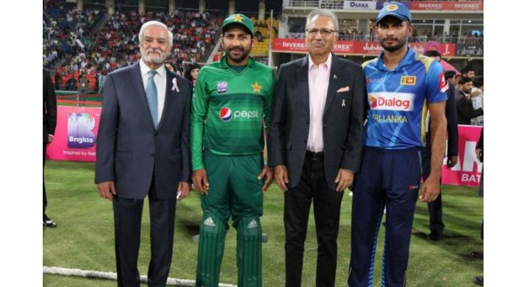 Sir Lanka tour beginning of new int'l cricket era in Pakistan: President

