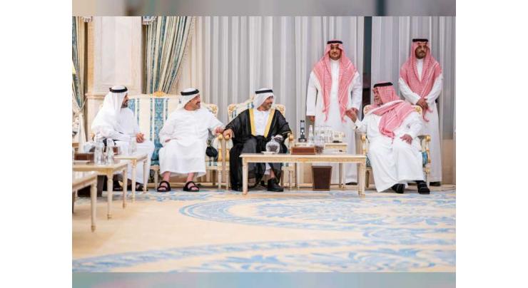 Theyab, Abdullah bin Zayed convey UAE Leaders&#039; condolences to Prince Bandar bin Sultan