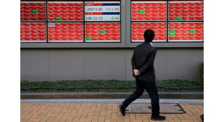 Tokyo stocks edge down on profit-taking

