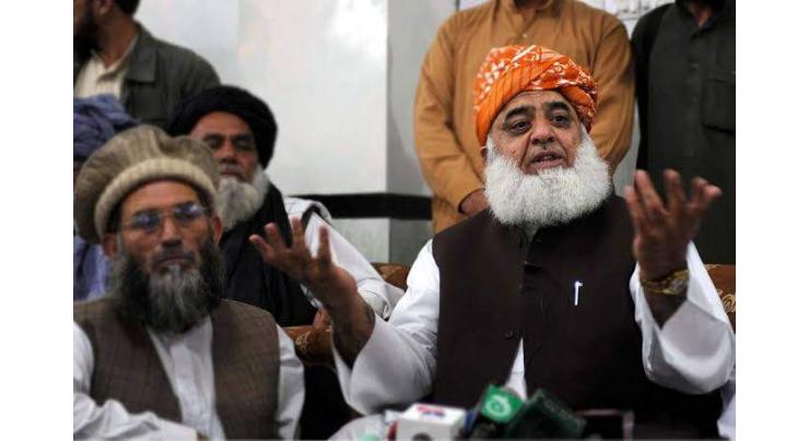 Islamabad police arrest JUI-F's two workers for inciting people for Azadi March