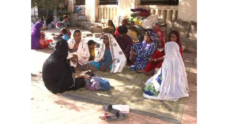 Patients' miseries go high due to doctors's protest in Lahore
