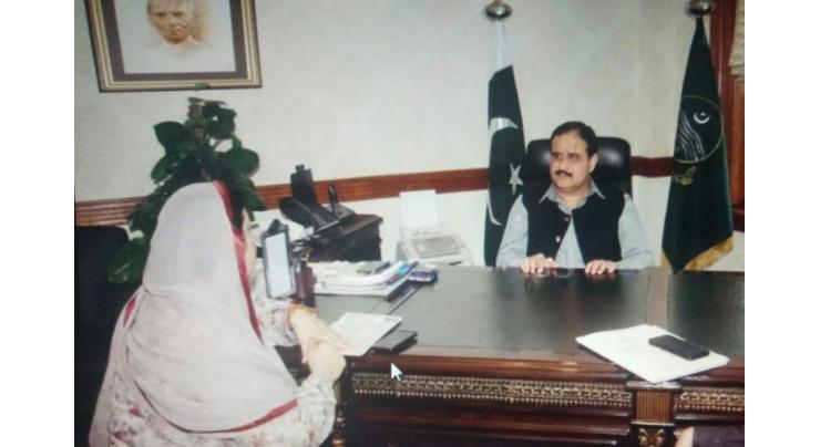 Dr Yasmin briefs Punjab Chief Minister about young doctors strike
