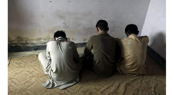Two accused involved in molesting   children arrested in Gujranwala