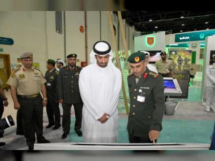 محمد بن سرور يفتتح معرض توظيف مجندي الخدمة الوطنية الرابع