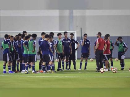 منتخب الناشئين يدشن معسكره الداخلي بدبي استعدادا لكأس آسيا لكرة القدم