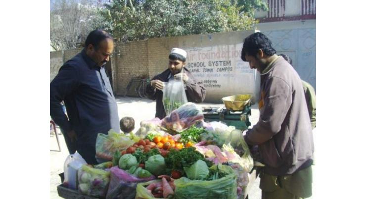 DC launches crackdown against vegetable price hike in North Waziristan
