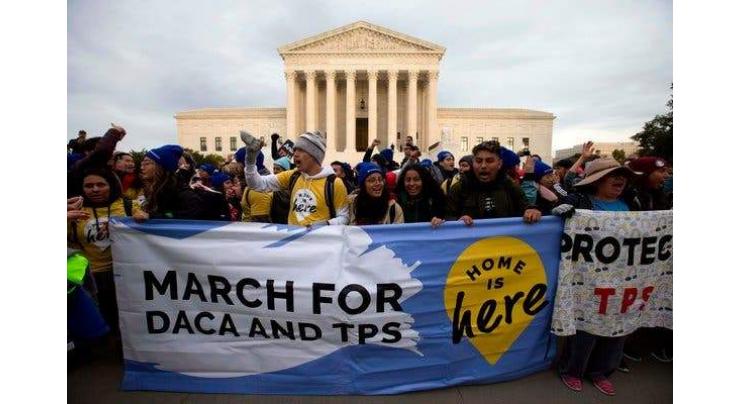 Hundreds of Protesters Rally Outside US Supreme Court Tuesday Prior to DACA Hearings