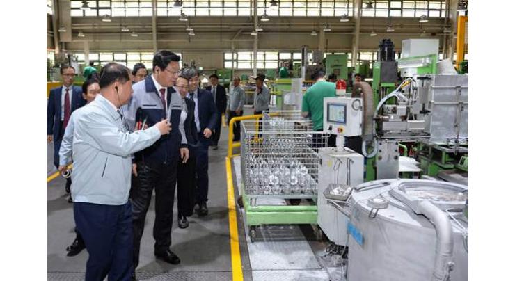 S. Korea to build more smart factories to deal with demographic change
