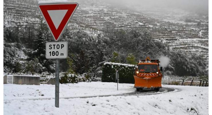 Number of Homes in France's Southeast Without Power Due to Snowfall Now 330,000 - Operator