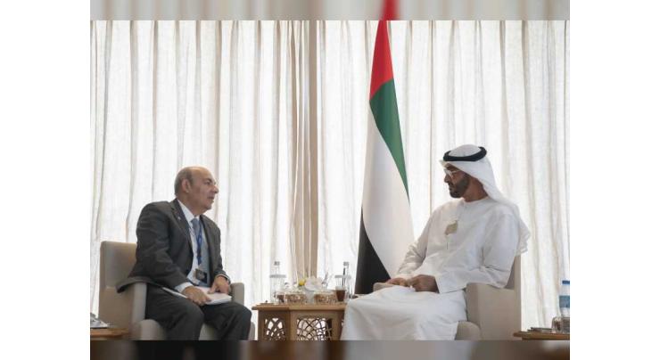 Mohamed bin Zayed receives leaders of aviation industry