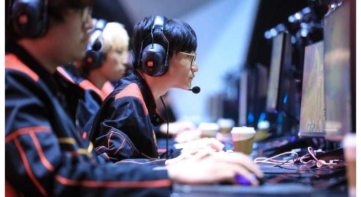 China's e-sports sector on fast track to all around development
