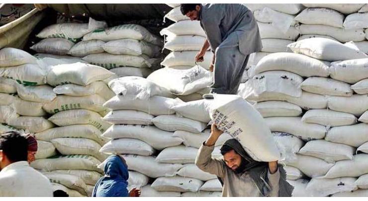 Food dept sets up stalls to provide flour on fixed price in Thar
