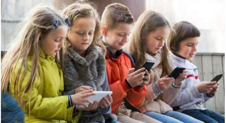 Excessive use of smart phone putting children's health at risk
