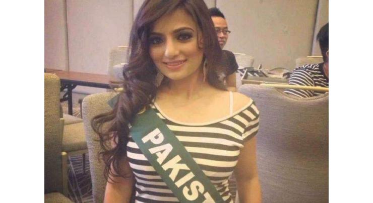 Former Miss Pakistan World Zanib Naveed killed in car crash
