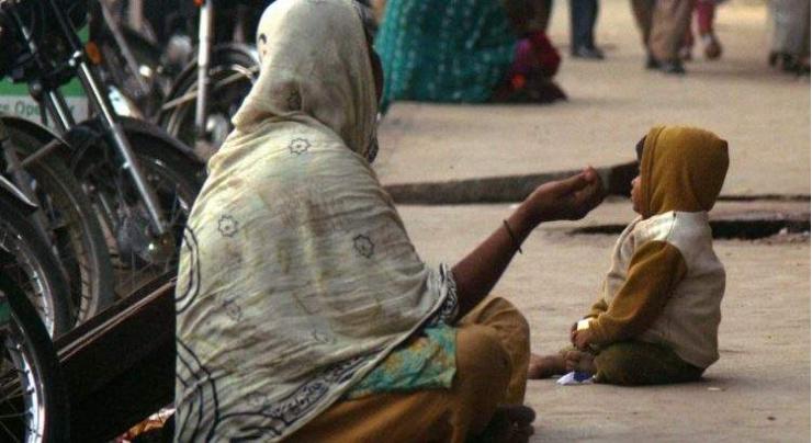 District administration Peshawar arrests 16 beggars

