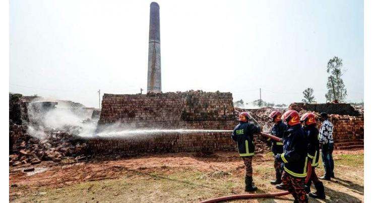 Bangladesh tears down brick kilns to fight toxic smog
