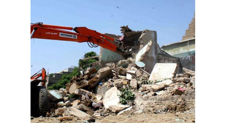 Commissioner directs to remove encroachments in the city
