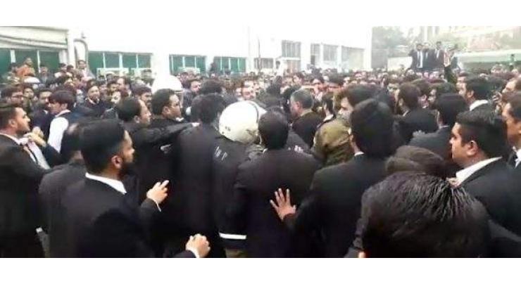 PIC clash: Lawyers, doctors go on strike