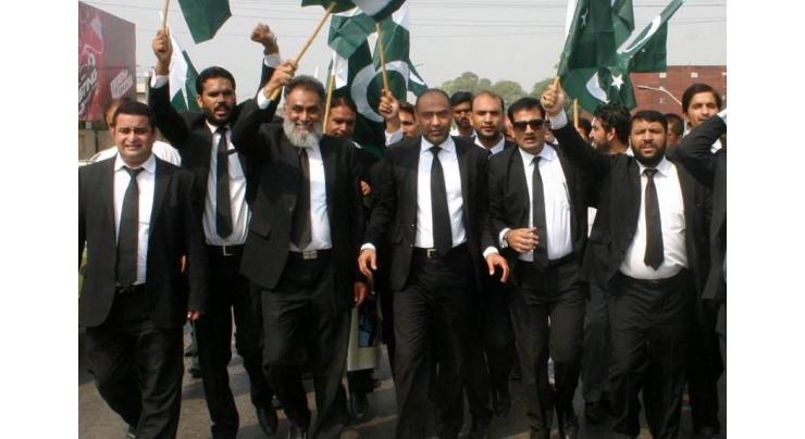Islamabad High Court Bar Association (IHCBA) boycotts oath-taking ceremony of judges in protest of PIC clash