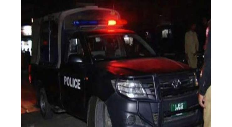 Four policemen injured in hand grenade attack, outlaw killed: Police
