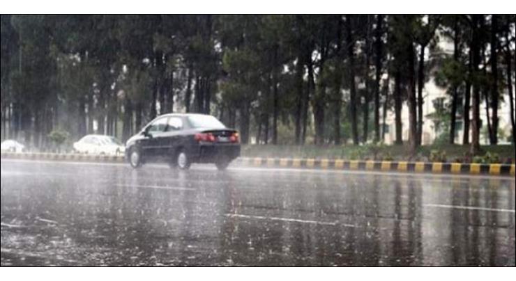 Rain, winds turn weather chilly
