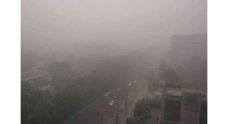 Smog engulfs city in Bahawalpur 
