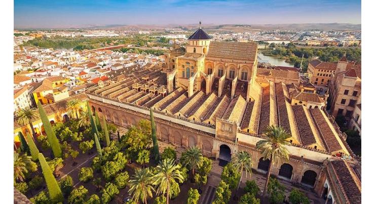 Captivating talk held on Great Mosque of Cordoba, it's place in Muslim psyche
