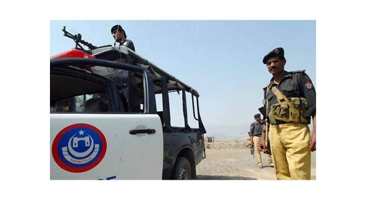 Suspect held as Police seizes 300 packets of health hazardous " Mainpuri"
