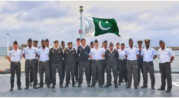 Pakistan Navy Ships Moawin & Aslat Visit Simon's Town, South Africa As Part Of Overseas Deployment, Highlight Deteriorating Situation In Indian Occupied Kashmir