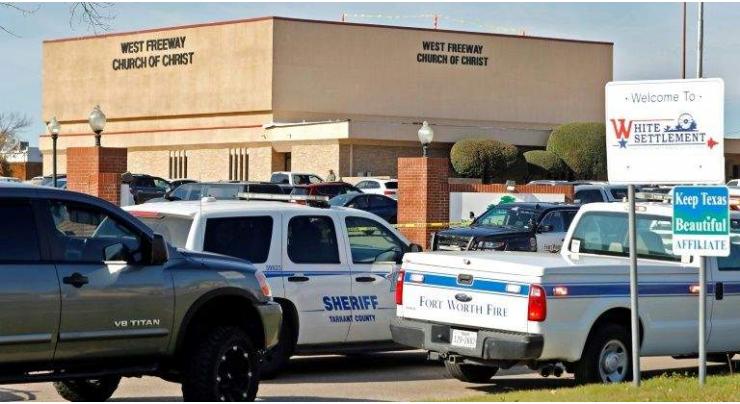 Churchgoers kill gunman who shot two during Texas service
