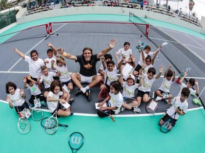 فعاليات حماسية في قرية التنس على هامش بطولة مبادلة العالمية