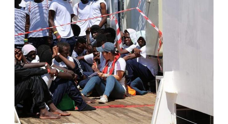 Over 100 Migrants Disembark From NGO Ship in Italy, Lega Party Enraged - Reports
