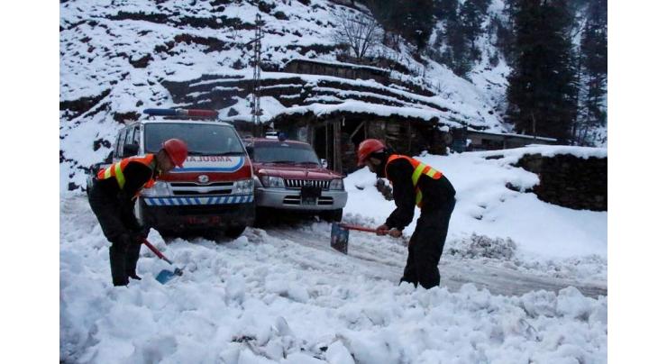 Death toll reaches 105 after ,heavy snowfall,avalanche
