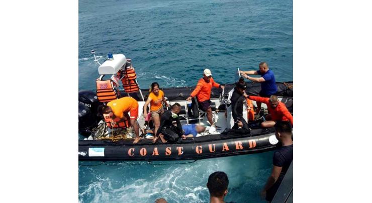Chinese tourist dead, 3 hurt as boat capsizes in Boracay resort in Philippines
